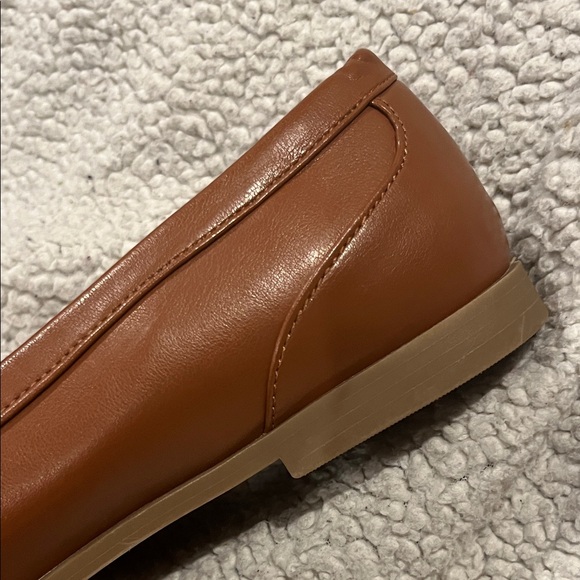 Classic Cognac Loafers for Women - Picture 6 of 6